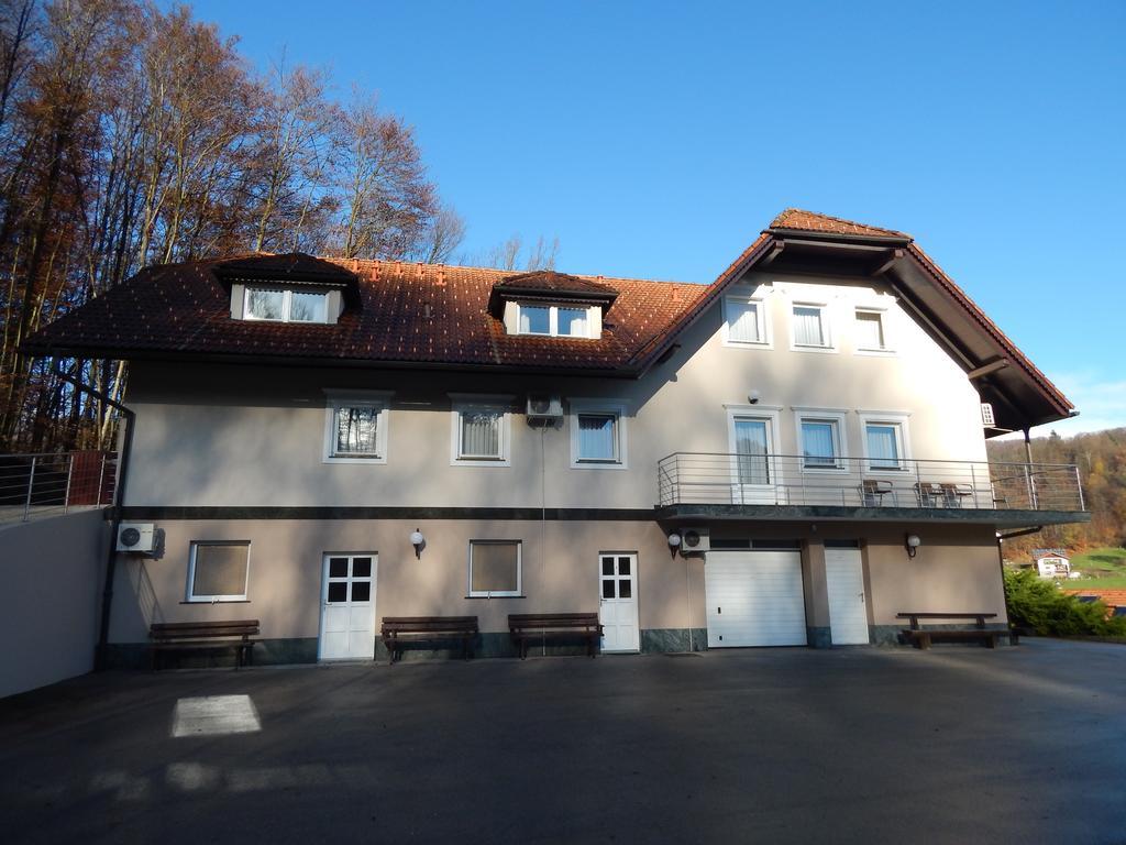 Guesthouse Haler Podčetrtek Exteriör bild